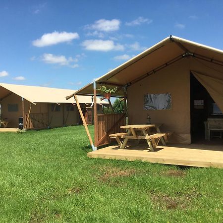 Glamping Aan De Vleterbeke Otel Vleteren Dış mekan fotoğraf